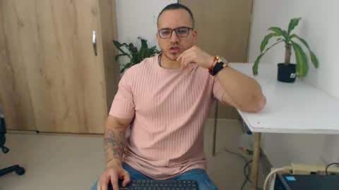 maximus online show from 04.30.26