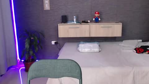 Snapshot of maximussantorini chatting on 07.15.26 maximus online show from 07.15.26