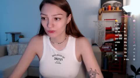 Snapshot of maxinele chatting on 09.25.25 Maxine online show from 09.25.25