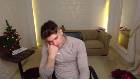 MaxKaiden online show from 12.17.25