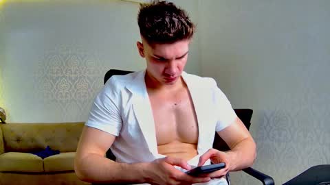 Snapshot of maxkaiden chatting on 03.06.26 MaxKaiden online show from 03.06.26