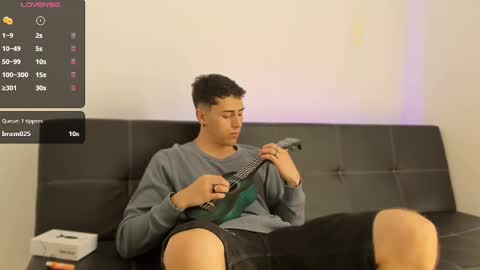 M A X online show from 02.28.25