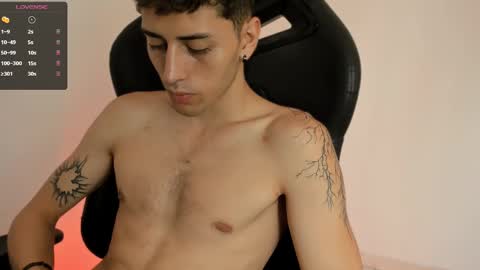 M A X online show from 03.11.25