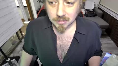 Snapshot of maxredz chatting on 03.09.26 Max online show from 03.09.26