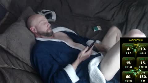 Snapshot of maxrouger chatting on 03.02.26 MaxRouger online show from 03.02.26