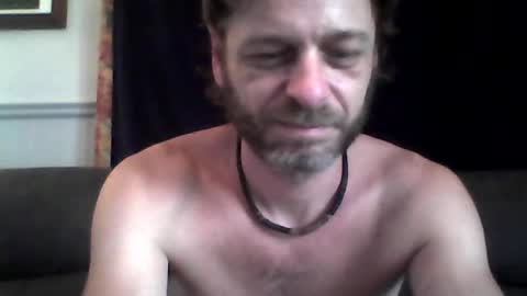 Snapshot of maxthewolf chatting on 07.04.26 MaxTheWolf online show from 07.04.26