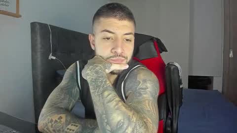 maxvibe_ online show from 10.21.25