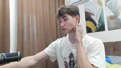 Snapshot of maxwellchik chatting on 10.03.25 maxwellchik online show from 10.03.25