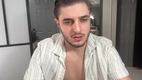 Snapshot of maxx2fun chatting on 11.13.25 maxx2fun online show from 11.13.25