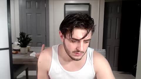 Snapshot of maxx2fun chatting on 12.22.25 maxx2fun online show from 12.22.25