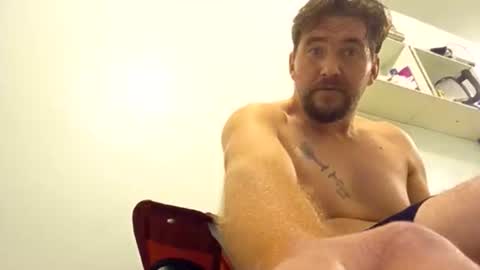 Max online show from 11.10.25