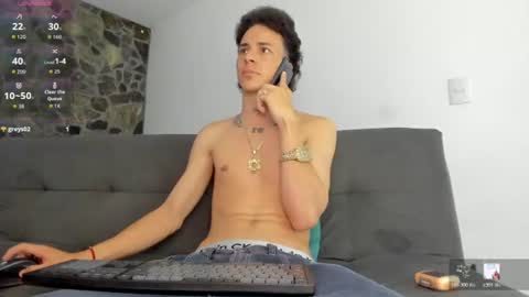 Snapshot of maxxx_bigcock chatting on 06.29.26 Max online show from 06.29.26