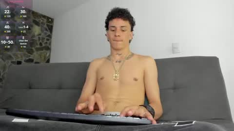 Snapshot of maxxx_bigcock chatting on 07.11.26 Max online show from 07.11.26