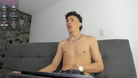 Snapshot of maxxx_bigcock chatting on 07.16.26 Max online show from 07.16.26