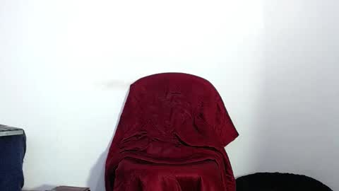 Snapshot of maxxx_miller chatting on 01.08.26 airam miller online show from 01.08.26