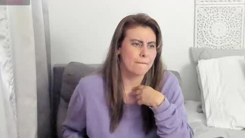 Victoria online show from 11.20.25