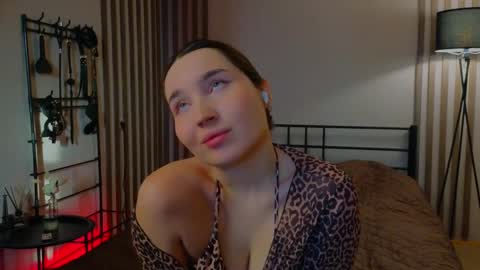 Dani and May online show from 03.03.25