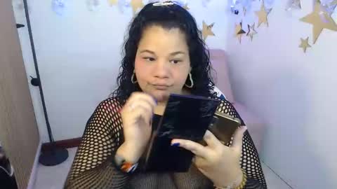 Snapshot of may_fk chatting on 10.16.25 may_fk online show from 10.16.25