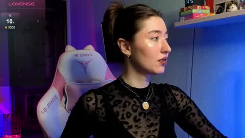 may_may_moon online show from 05.18.26