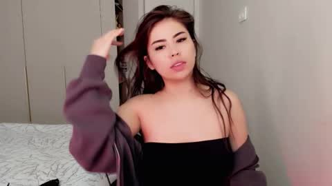 Mia online show from 03.03.26