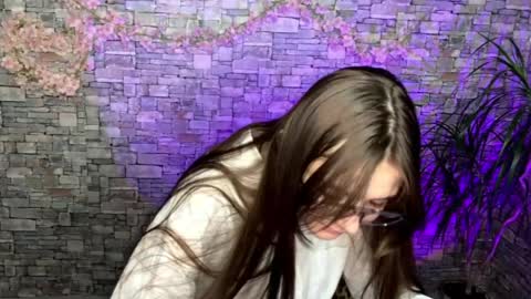 Snapshot of may_rollins chatting on 05.29.26 may online show from 05.29.26