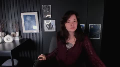Snapshot of maya___muse chatting on 06.18.26 Maya online show from 06.18.26