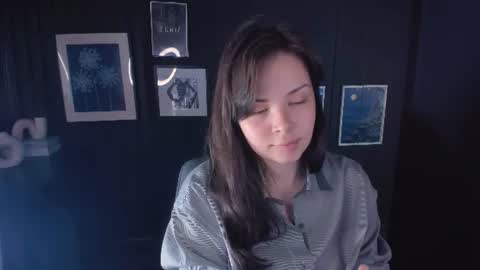 Snapshot of maya___muse chatting on 06.24.26 Maya online show from 06.24.26