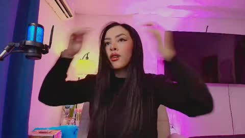 Maya online show from 05.21.26