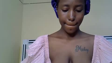 Snapshot of maya_melody chatting on 02.02.26 maya_melody online show from 02.02.26