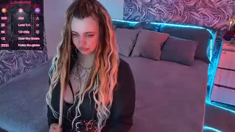 Maya Mils online show from 06.20.26
