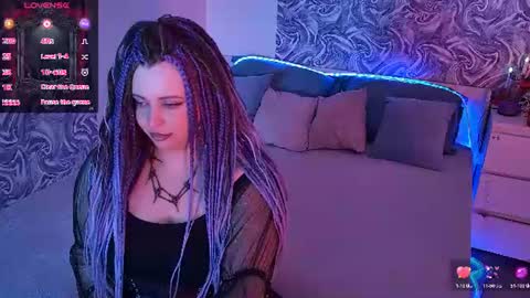 Maya Mils online show from 08.02.26