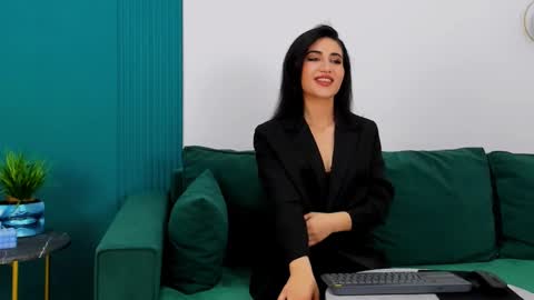 Snapshot of maya_rogerss chatting on 02.21.25 Maya online show from 02.21.25