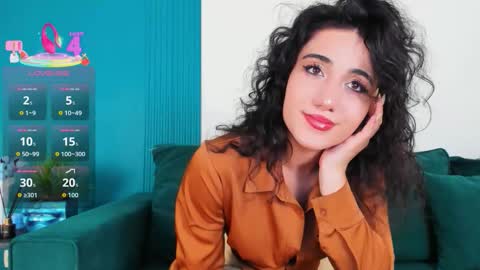 Snapshot of maya_rogerss chatting on 09.10.25 Maya online show from 09.10.25