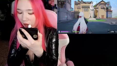 Maya Viola online show from 11.26.25