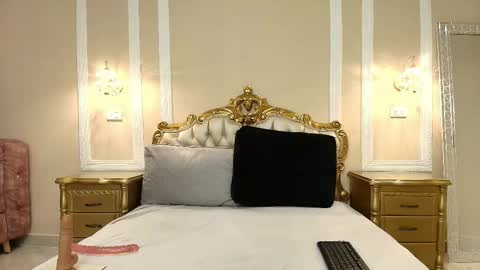 Snapshot of mayabaker chatting on 03.09.26 M A Y A B A K E R online show from 03.09.26