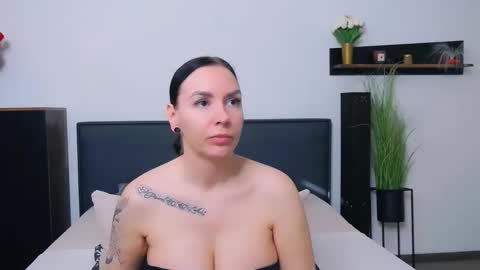 MayaCruise online show from 10.29.25