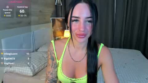 Snapshot of mayaglamourr chatting on 07.28.26 mayaglamourr online show from 07.28.26