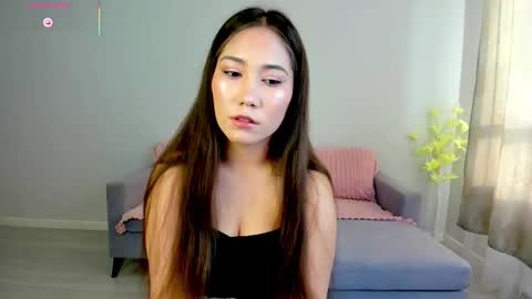 Mia online show from 02.17.26