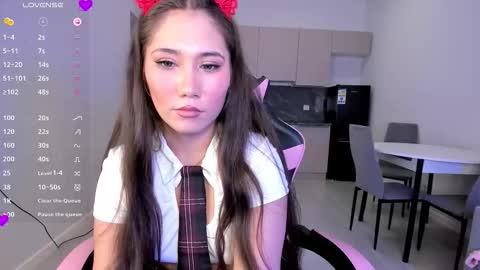 Mia online show from 03.19.26