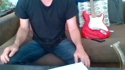 Snapshot of maybearope chatting on 06.25.26 maybearope online show from 06.25.26