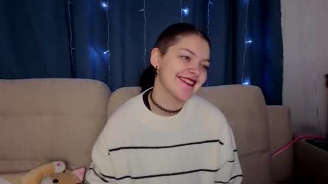 Snapshot of maybellspitz chatting on 01.11.26 Lalli online show from 01.11.26