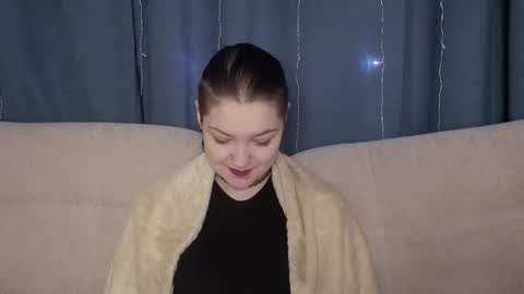 Snapshot of maybellspitz chatting on 01.12.26 Lalli online show from 01.12.26