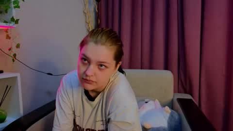 Snapshot of maybellspitz chatting on 02.01.26 Lalli online show from 02.01.26