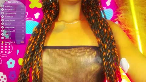 Snapshot of mayo_771804 chatting on 12.25.24 Karol black18 online show from 12.25.24