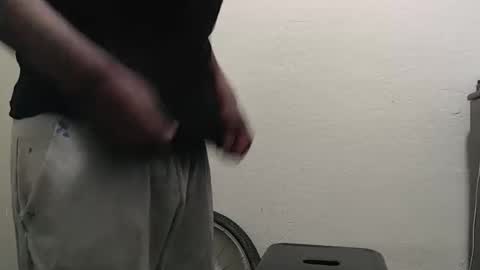 Snapshot of mbeezy21 chatting on 02.14.26 mbeezy21 online show from 02.14.26