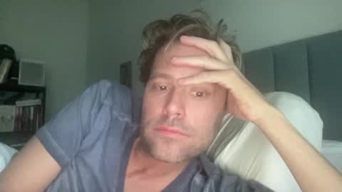 Snapshot of mbnc chatting on 12.21.24 lol online show from 12.21.24