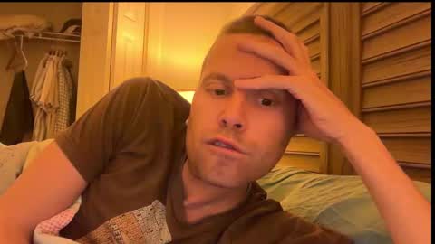 Snapshot of mbnc chatting on 11.25.25 lol online show from 11.25.25