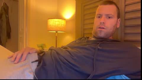 Snapshot of mbnc chatting on 11.27.25 lol online show from 11.27.25