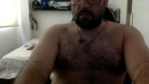 Snapshot of mbotve chatting on 06.01.26 VzlaMan online show from 06.01.26