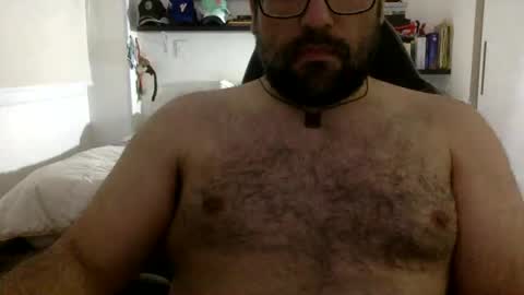 Snapshot of mbotve chatting on 06.03.26 VzlaMan online show from 06.03.26